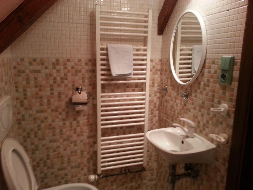 Pension Roky Rokytnice nad Jizerou Esterno foto