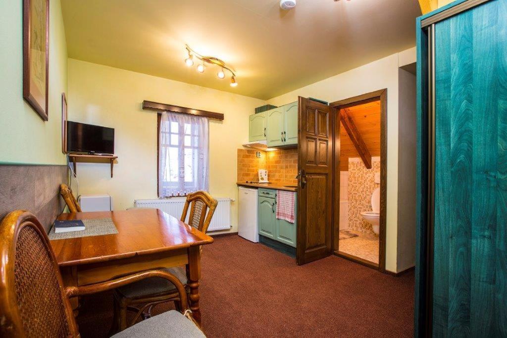 Pension Roky Rokytnice nad Jizerou Esterno foto